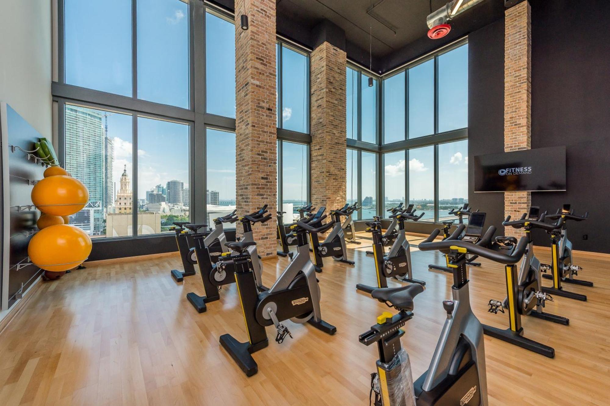 Sentral Alea Miami Apart otel Dış mekan fotoğraf